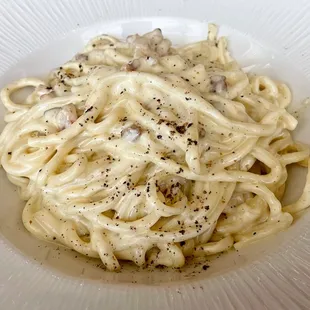 Bucatini Carbonara
