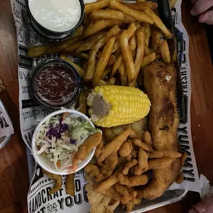 3 item combo with Cod, Catfish and clams