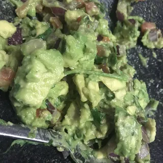 Guacamole Traditional Dinner