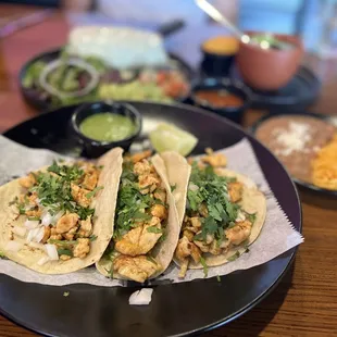 a plate of tacos