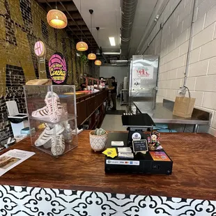 The counter at Alebrige in San Antonio