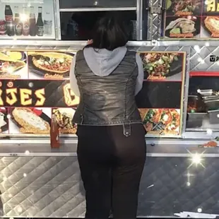 Mulita de Cesina con todo y salsa verde por favor!