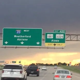 Right in downtown Aledo, America!  I drive 2 hours to have their omelet and pancakes!