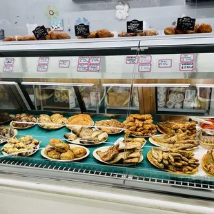 Nice selection of prepared foods