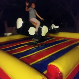 -Torito Mecanico para todas las edades -Mechanical Bull for all ages (915)765-1115
