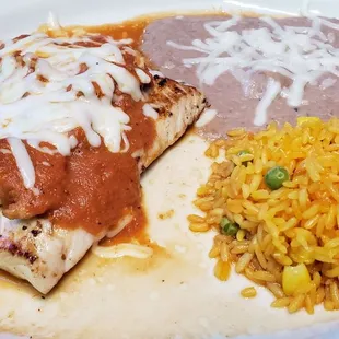 Alejandro&apos;s Filet (mahi mahi with shrimp)