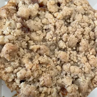 Peach crumble