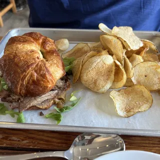 Roast Beef Croissant Sandwich