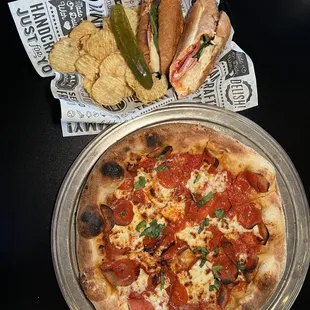 food, pizza