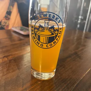 Lemon ginger shandy