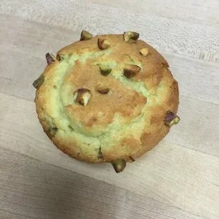 Yummmy a pistachio muffin