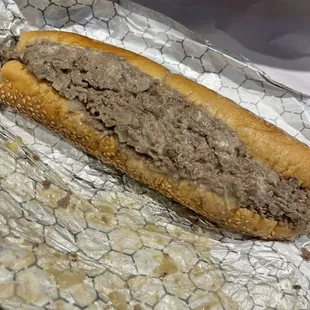 CHEESE STEAK