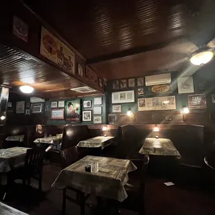 sushi and sashimi, interior