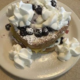Cannoli stuffed french toast (special)