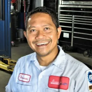 ASE Master Automobile Technician and Heavy Medium Truck and Accredited Master Automotive Manager