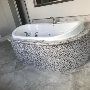 a bathtub in a bathroom