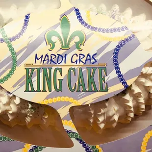 Berry Chantilly king cake!!!