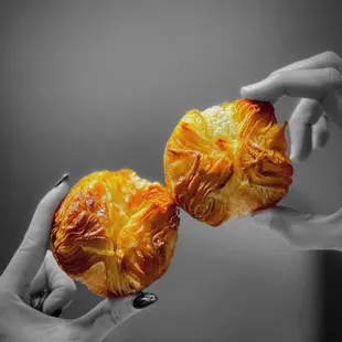 Kouign Amann @whaevaeats