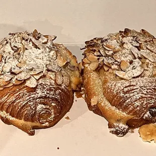 3/20/2022 Banana Chocolate Croissant