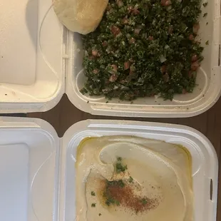 Hommous and Tabbouli w/pita