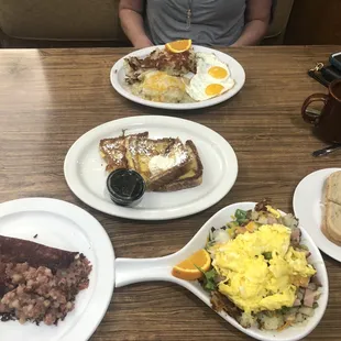 Corned beef hash, French toast, western skillet, #9 breakfast. Noice!!