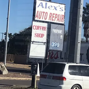 Corner of Sunland Gin and Santa Cruz