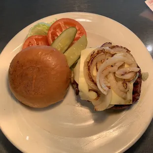 8oz CAB Ground Round W/Cheese &amp; Grilled Onion