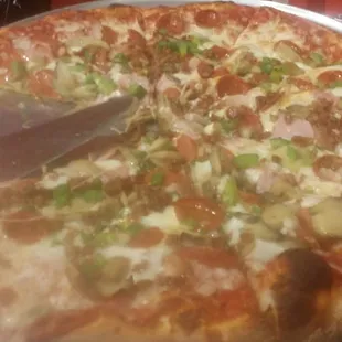 Pizza. The crust is plain.