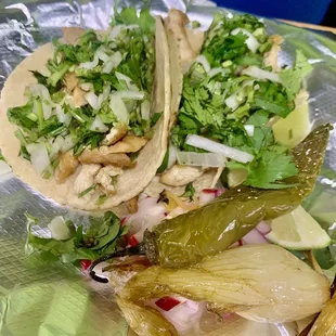 Pollo(chicken) tacos