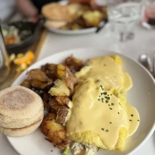 Crab omelet, the potatoes were fire