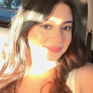 Liliana V.