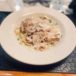 Fettuccini Alfredo