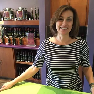 Worker bee Cindy helping me get all the best oils and vinegar