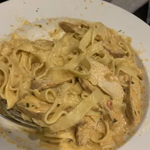 Fettuccini with Grilled Chicken Breast
