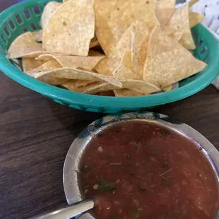Salsa and chips