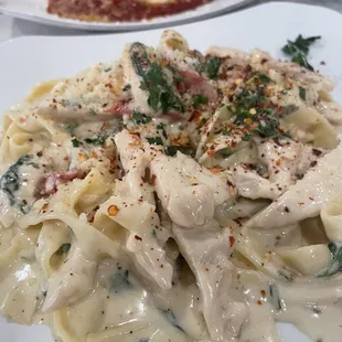 Chicken Alfredo and Lasagna