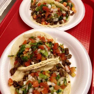 Asada tacos w/ guacamole and pico de gallo