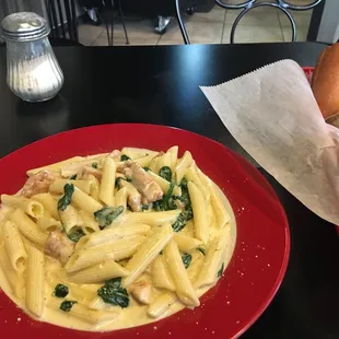 Chicken, spinach ziti