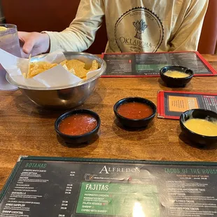 Chips &amp; salsa &amp; cheese dip