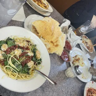 Mediterranean shrimp pasta