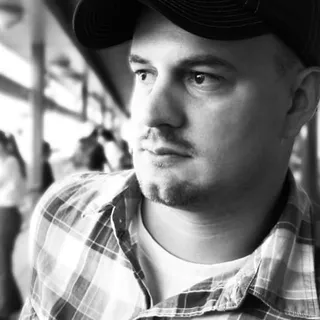 Sean S.