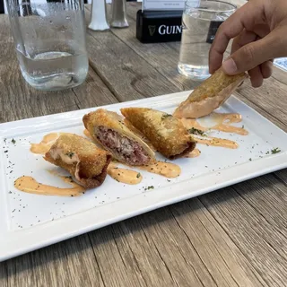 Corned Beef and Cabbage Rolls