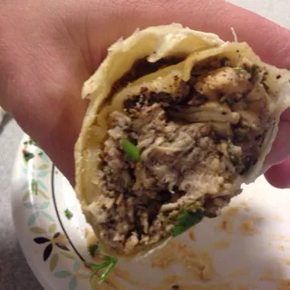 Syrian chicken sandwich