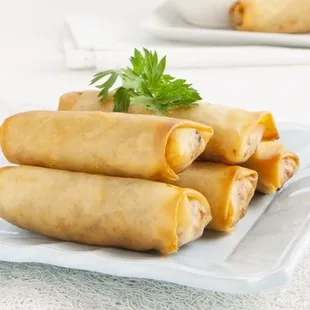 Sambusak (ground beef rolls)