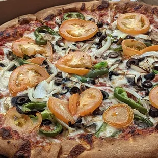 Very veggie pizza