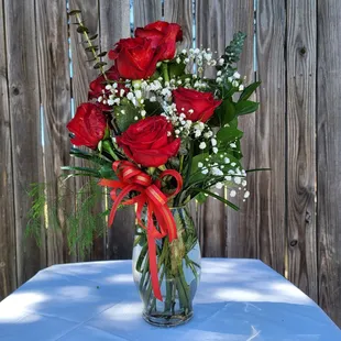 Traditional Half Dozen Bouquet