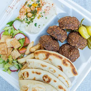Falafel plate