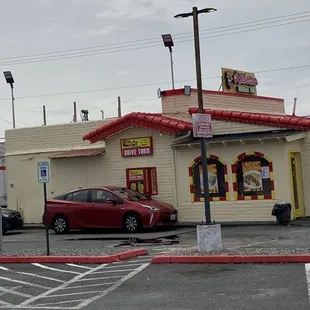 Store drive thru