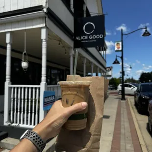 Dirty iced chai latte