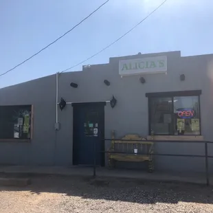 Front of restaurant and drive through on right